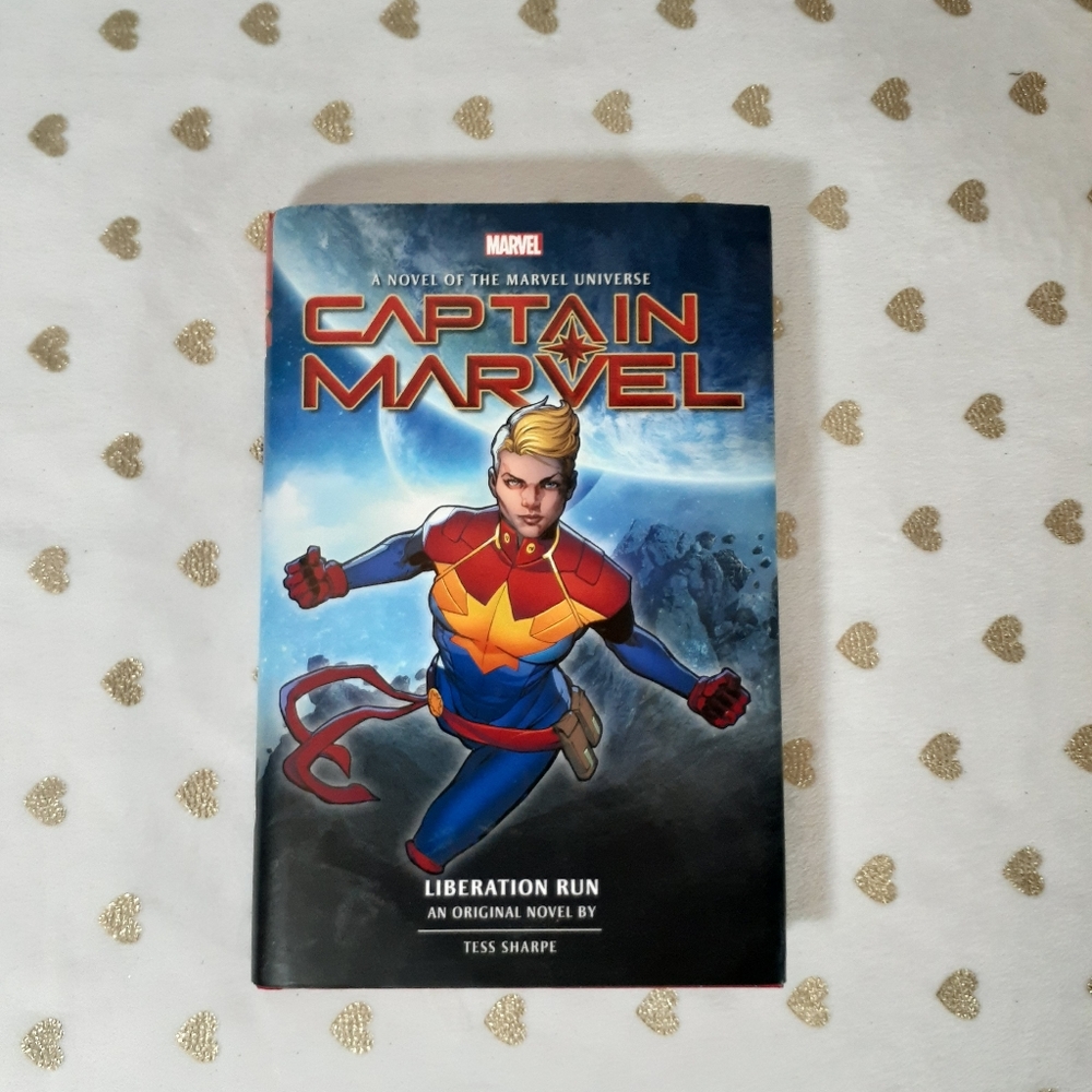 📚🎨 3/$15 *New* Captain Marvel Novel